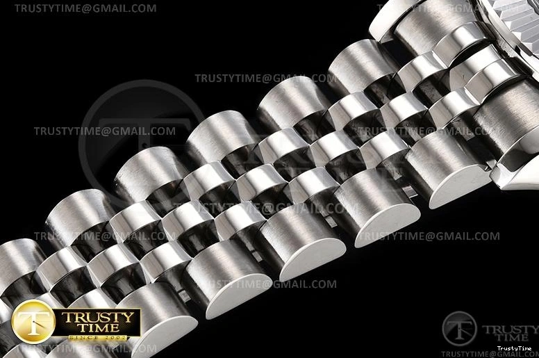 1113 RMDJ0254E – DJ Midsize 31mm Neat 831